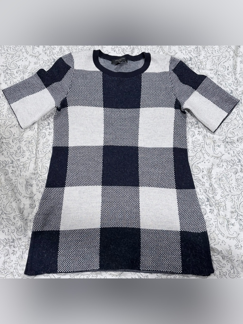 Ann Taylor Navy and White Buffalo Check Crewneck Sweater